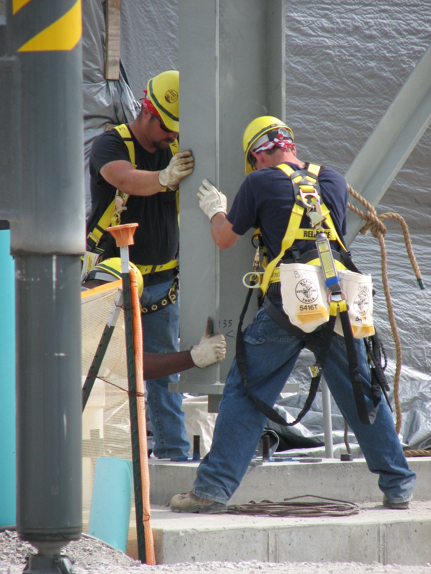 Structural steel columns